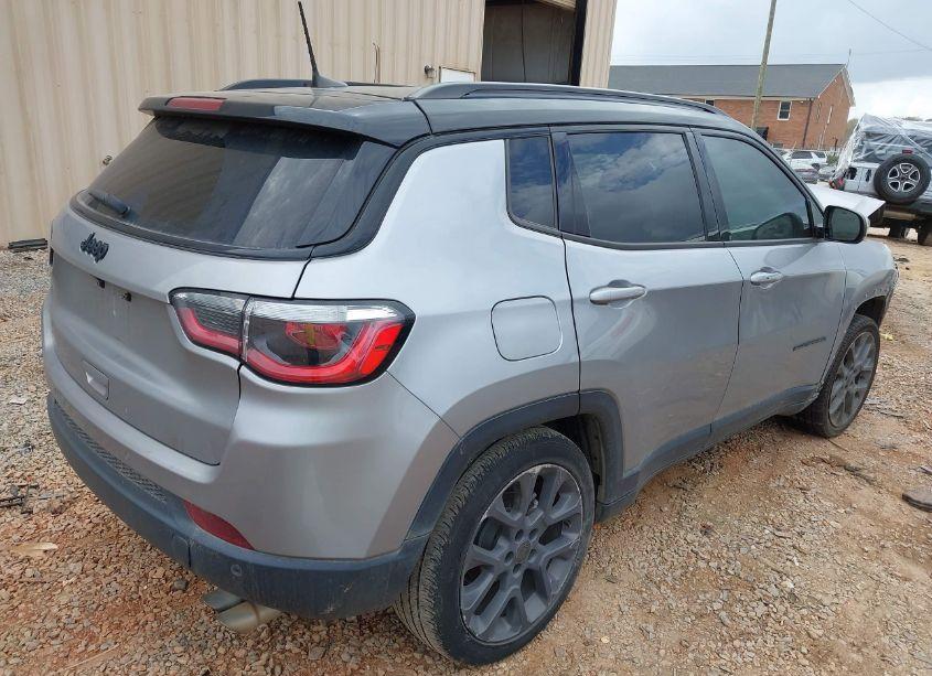 Photo 4 of 2019 Jeep Compass HIGH ALTITUDE FWD (VIN 3C4NJCCB4KT667564)