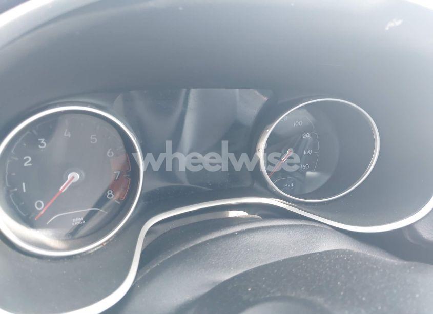 Photo 14 of 2020 Jeep Compass LIMITED FWD (VIN 3C4NJCCB4LT125706)