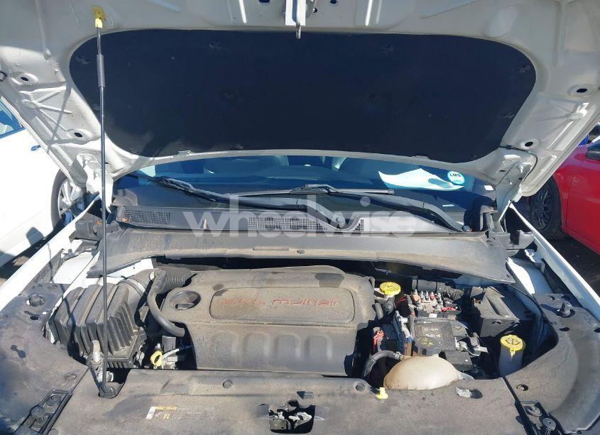 Photo 10 of 2018 Jeep Compass LIMITED FWD (VIN 3C4NJCCB5JT411173)