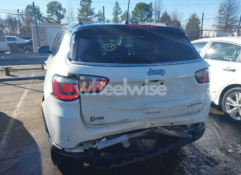 Photo 16 of 2018 Jeep Compass LIMITED FWD (VIN 3C4NJCCB5JT411173)