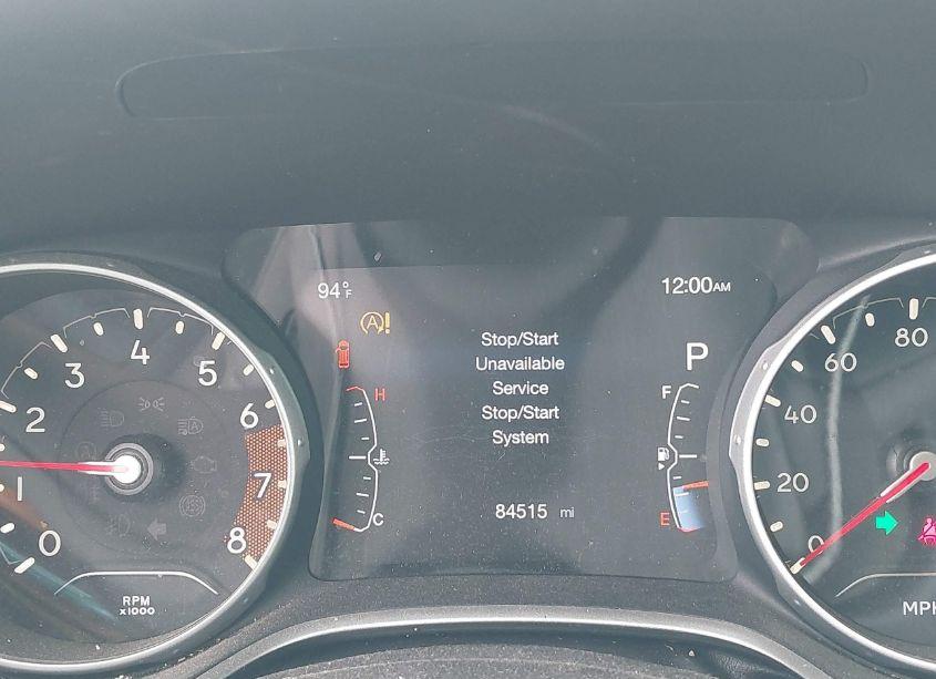 Photo 15 of 2018 Jeep Compass LIMITED FWD (VIN 3C4NJCCB6JT181515)