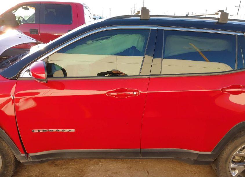 Photo 14 of 2019 Jeep Compass LIMITED FWD (VIN 3C4NJCCB6KT749151)