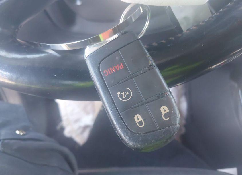 Photo 11 of 2020 Jeep Compass LIMITED FWD (VIN 3C4NJCCB6LT152633)