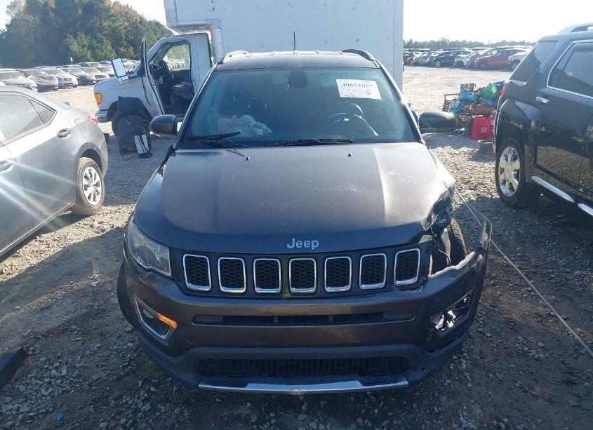 Photo 13 of 2020 Jeep Compass LIMITED FWD (VIN 3C4NJCCB6LT152633)