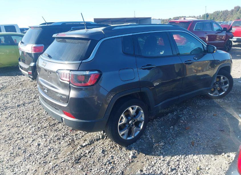 Photo 4 of 2020 Jeep Compass LIMITED FWD (VIN 3C4NJCCB6LT152633)