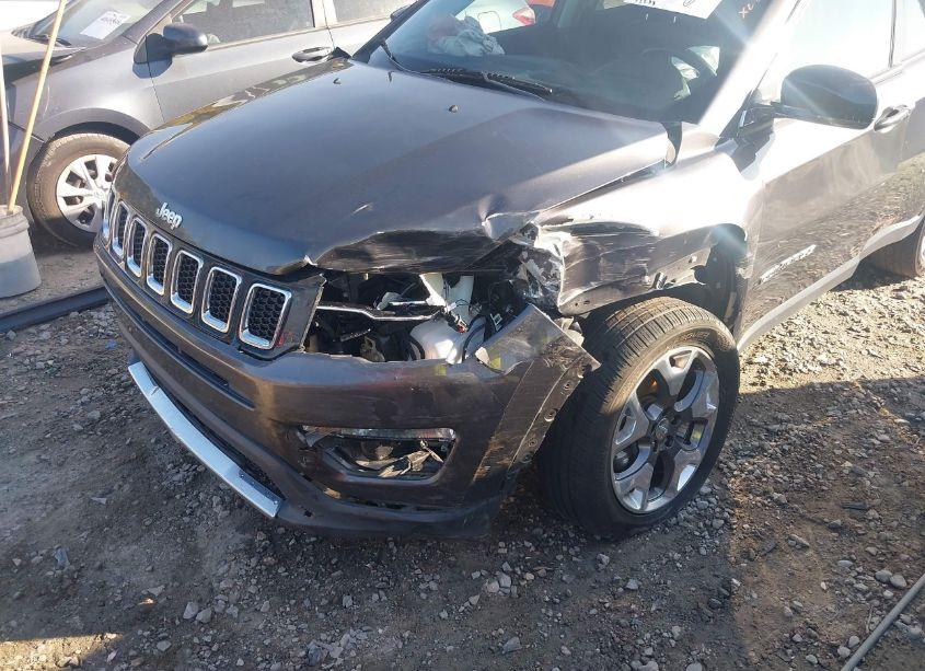 Photo 6 of 2020 Jeep Compass LIMITED FWD (VIN 3C4NJCCB6LT152633)