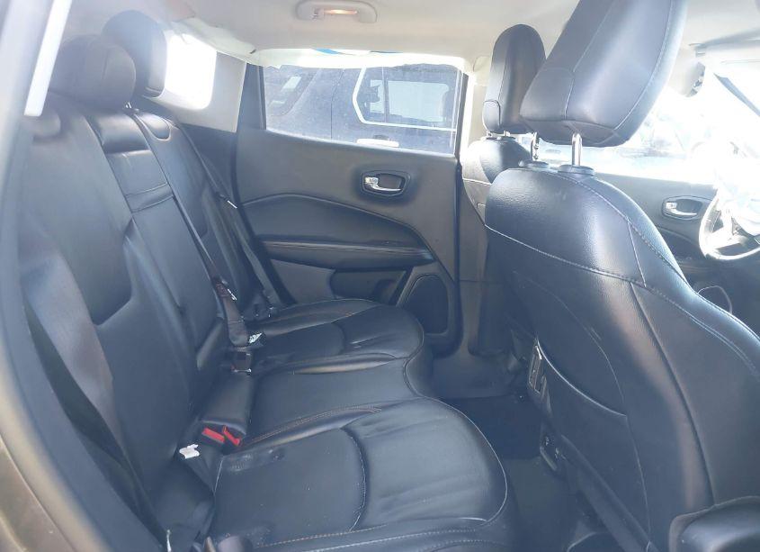 Photo 8 of 2020 Jeep Compass LIMITED FWD (VIN 3C4NJCCB6LT152633)