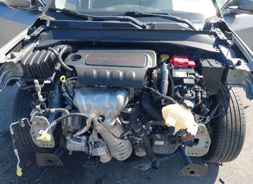 Photo 10 of 2019 Jeep Compass LIMITED FWD (VIN 3C4NJCCB7KT715302)