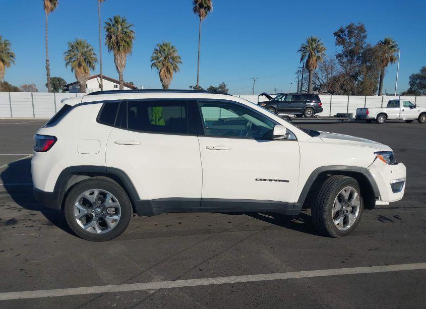 Photo 13 of 2021 Jeep Compass LIMITED FWD (VIN 3C4NJCCB7MT573505)