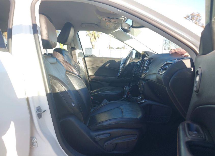 Photo 5 of 2021 Jeep Compass LIMITED FWD (VIN 3C4NJCCB7MT573505)