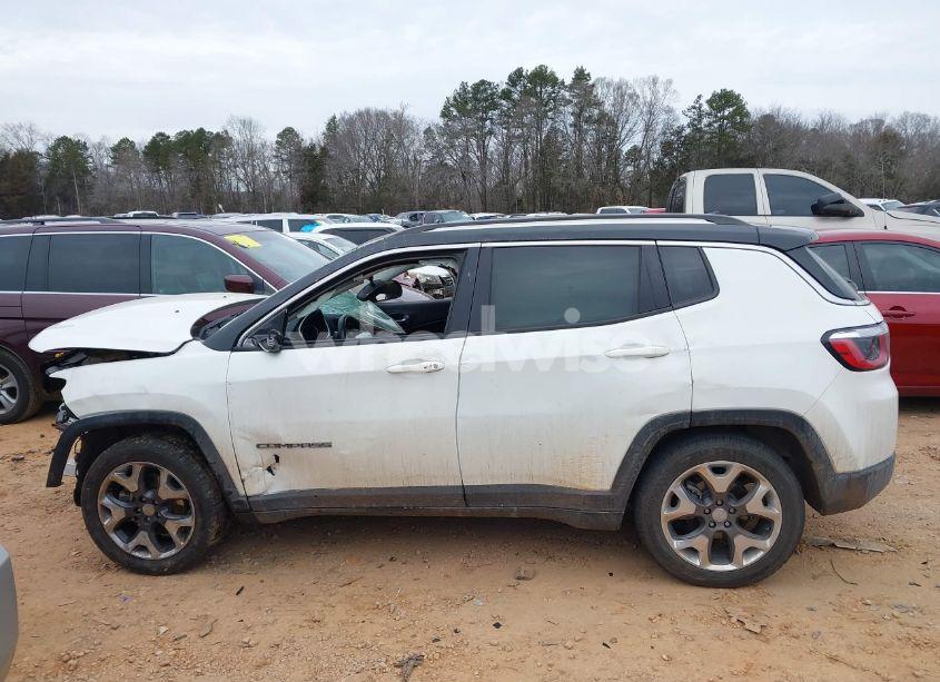 Photo 13 of 2020 Jeep Compass LIMITED FWD (VIN 3C4NJCCB8LT114725)