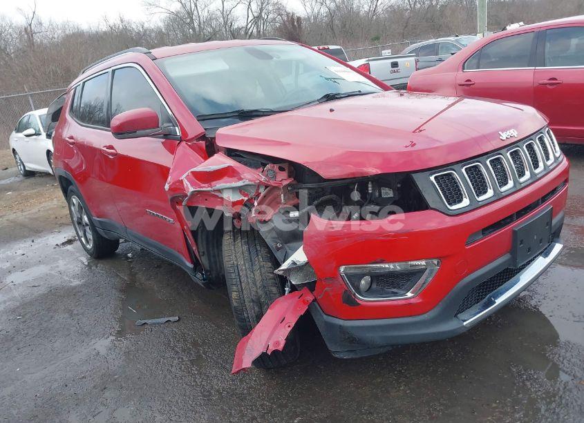 2019 Jeep Compass LIMITED FWD (VIN 3C4NJCCB9KT793600) main photo