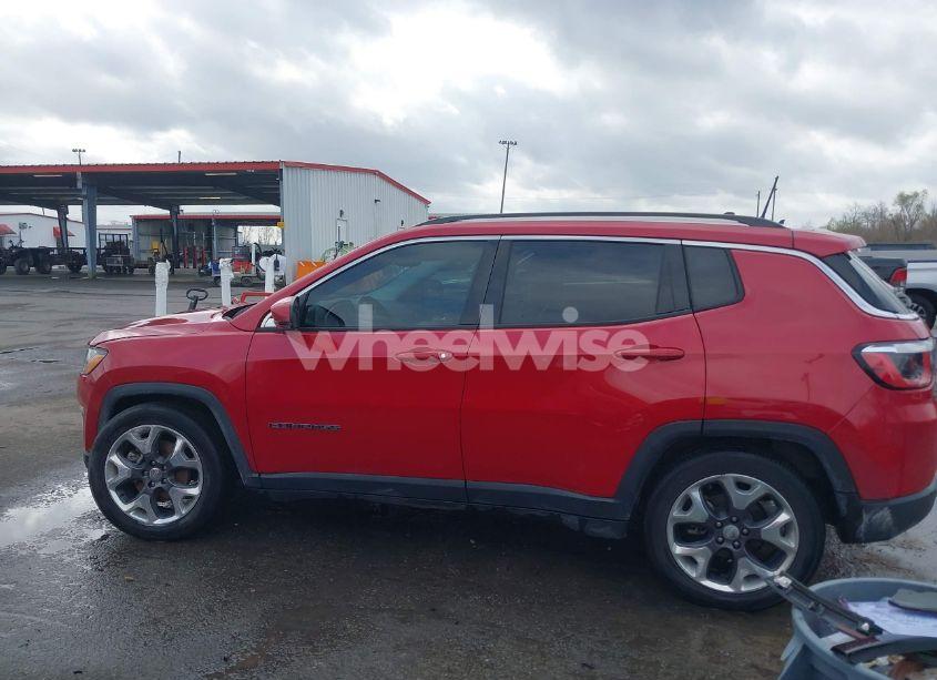 Photo 14 of 2019 Jeep Compass LIMITED FWD (VIN 3C4NJCCB9KT793600)