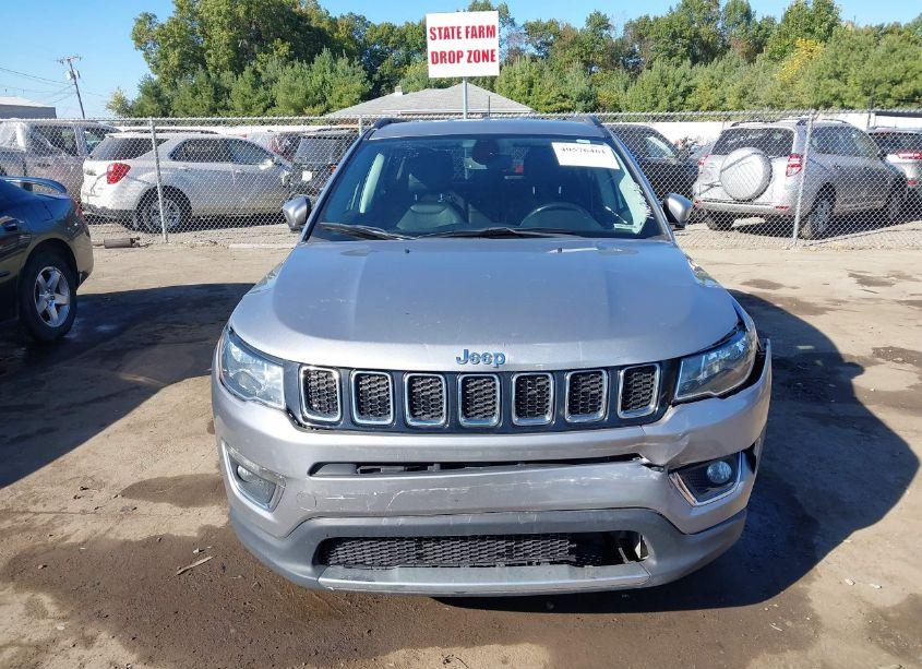 Photo 12 of 2020 Jeep Compass LIMITED FWD (VIN 3C4NJCCB9LT114412)