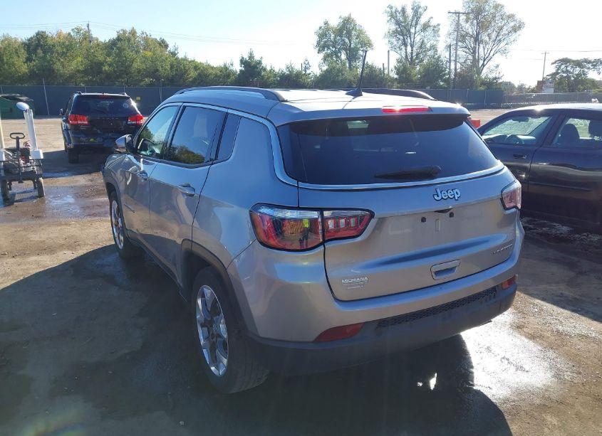 Photo 3 of 2020 Jeep Compass LIMITED FWD (VIN 3C4NJCCB9LT114412)