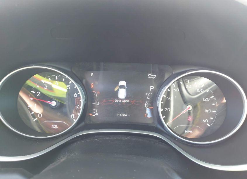 Photo 7 of 2020 Jeep Compass LIMITED FWD (VIN 3C4NJCCB9LT114412)