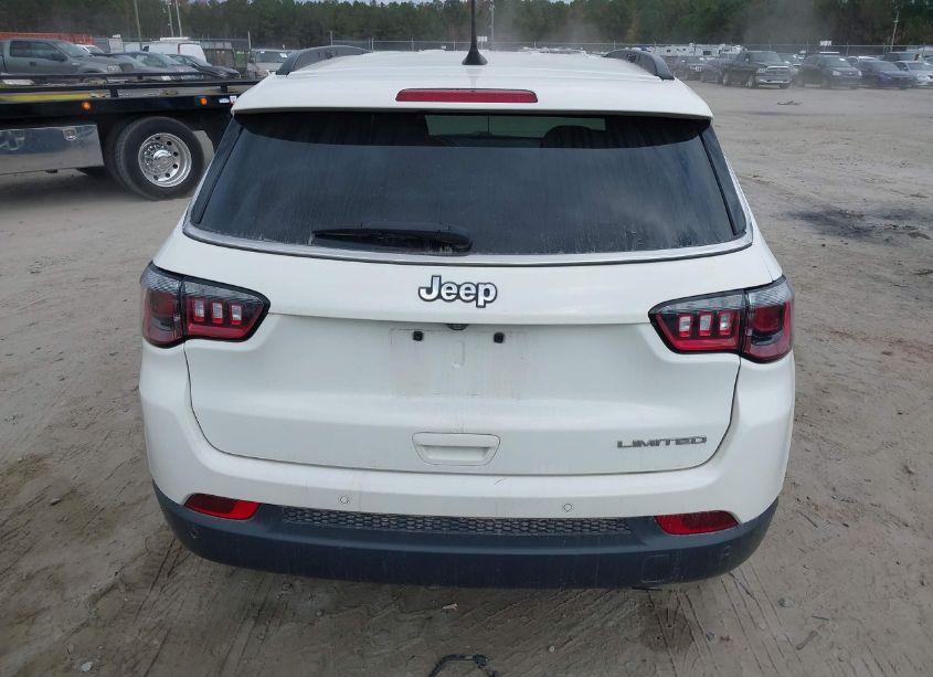 Photo 16 of 2021 Jeep Compass LIMITED FWD (VIN 3C4NJCCB9MT526217)