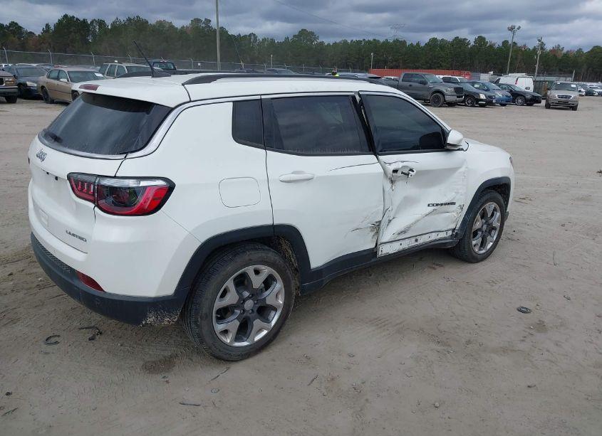 Photo 4 of 2021 Jeep Compass LIMITED FWD (VIN 3C4NJCCB9MT526217)