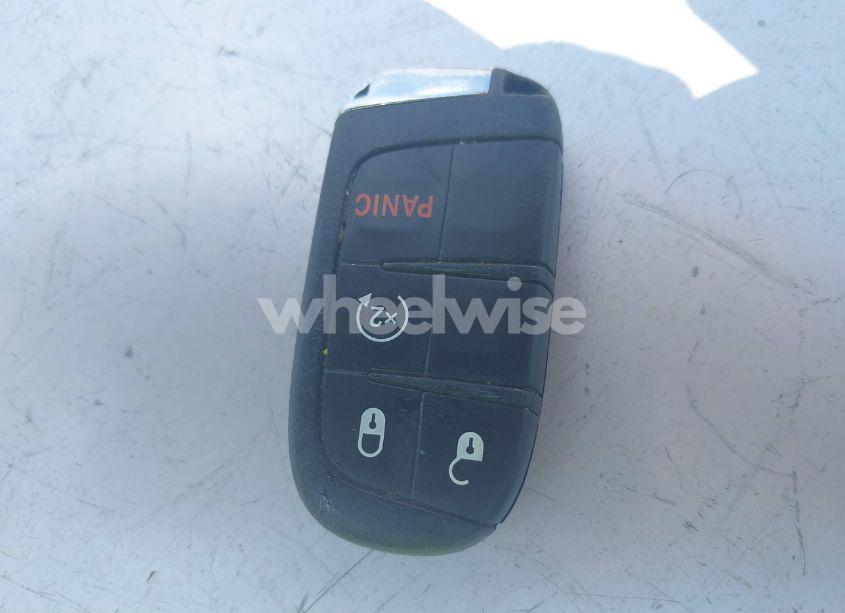 Photo 11 of 2019 Jeep Compass LIMITED FWD (VIN 3C4NJCCBXKT725774)