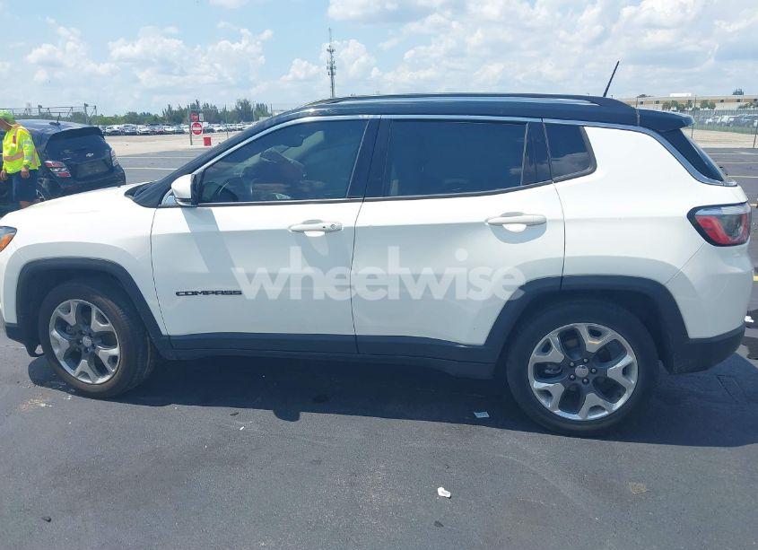 Photo 14 of 2019 Jeep Compass LIMITED FWD (VIN 3C4NJCCBXKT725774)