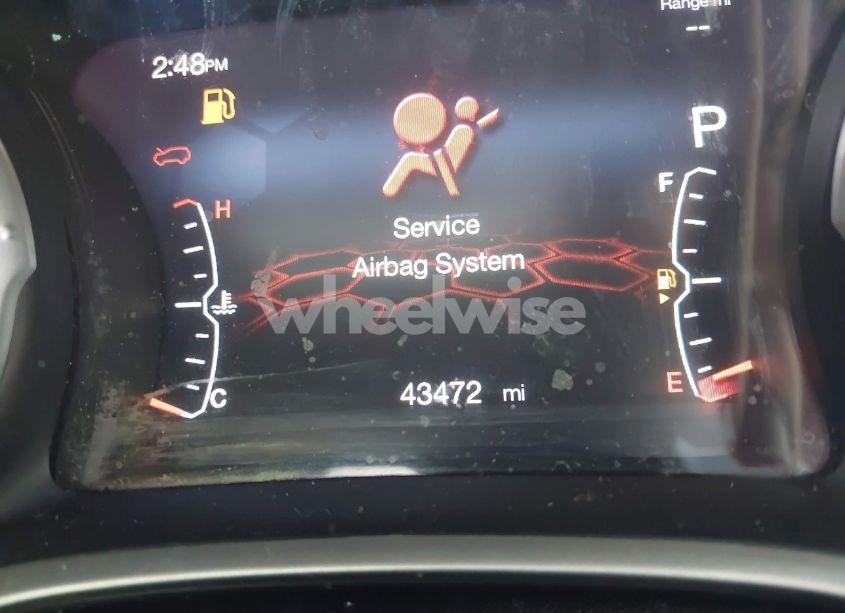 Photo 15 of 2019 Jeep Compass LIMITED FWD (VIN 3C4NJCCBXKT725774)