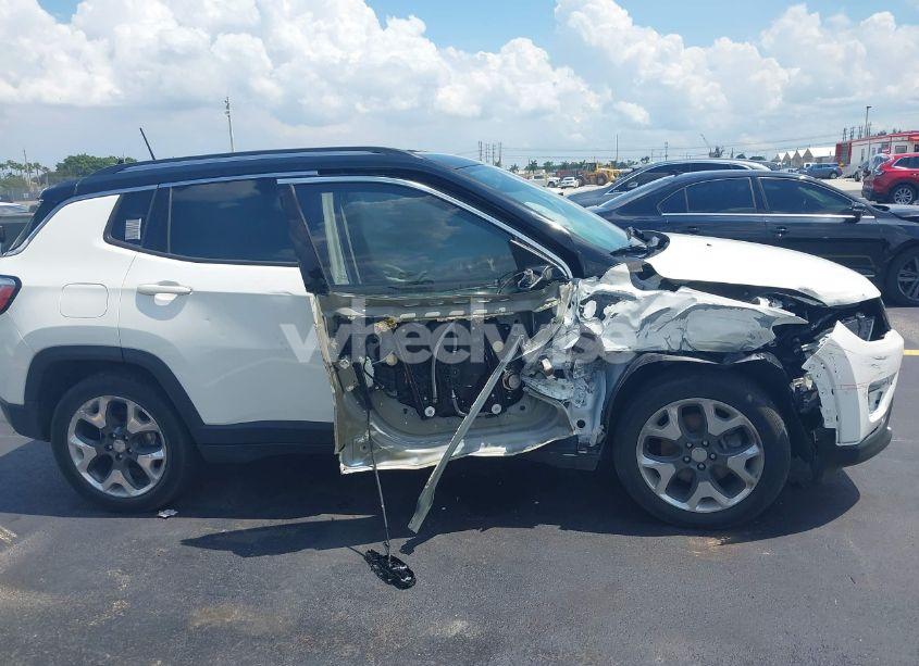 Photo 6 of 2019 Jeep Compass LIMITED FWD (VIN 3C4NJCCBXKT725774)