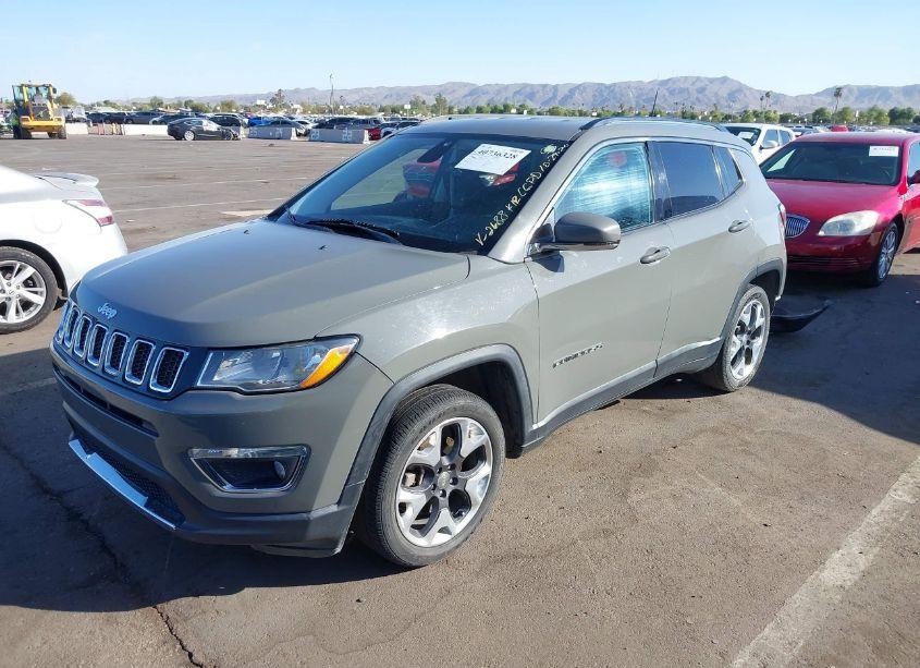 Photo 2 of 2019 Jeep Compass LIMITED FWD (VIN 3C4NJCCBXKT772688)