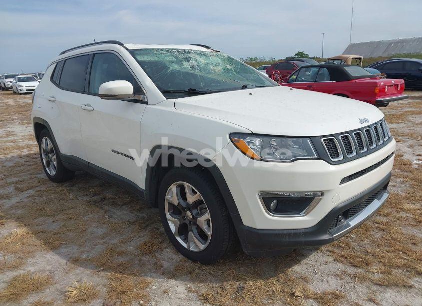 2021 Jeep Compass LIMITED FWD (VIN 3C4NJCCBXMT564281) main photo