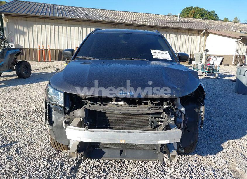 Photo 13 of 2019 Jeep Compass SPORT 4X4 (VIN 3C4NJDAB0KT628477)