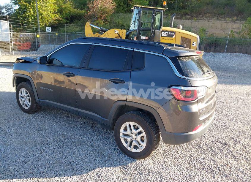 Photo 3 of 2019 Jeep Compass SPORT 4X4 (VIN 3C4NJDAB0KT628477)