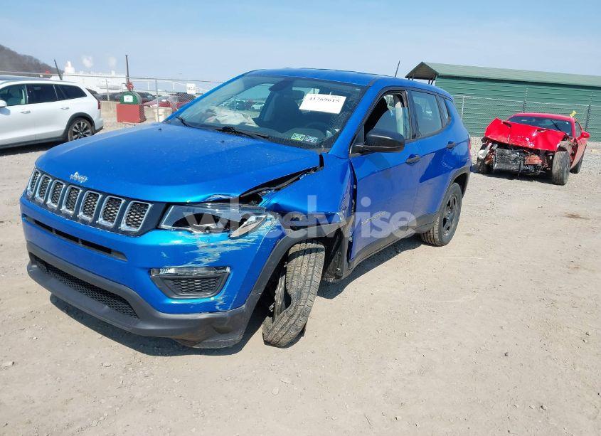 Photo 2 of 2020 Jeep Compass SPORT 4X4 (VIN 3C4NJDAB0LT142611)