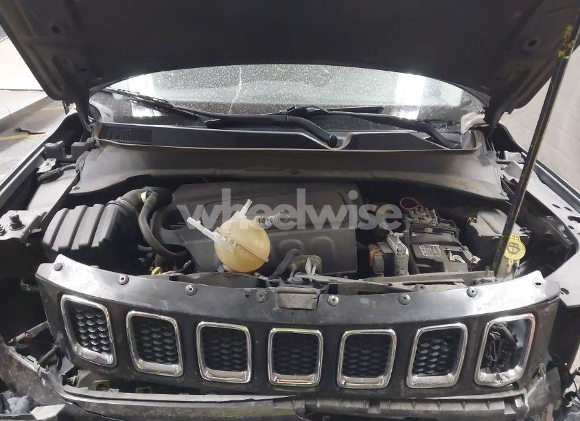 Photo 10 of 2020 Jeep Compass SPORT 4X4 (VIN 3C4NJDAB0LT145542)