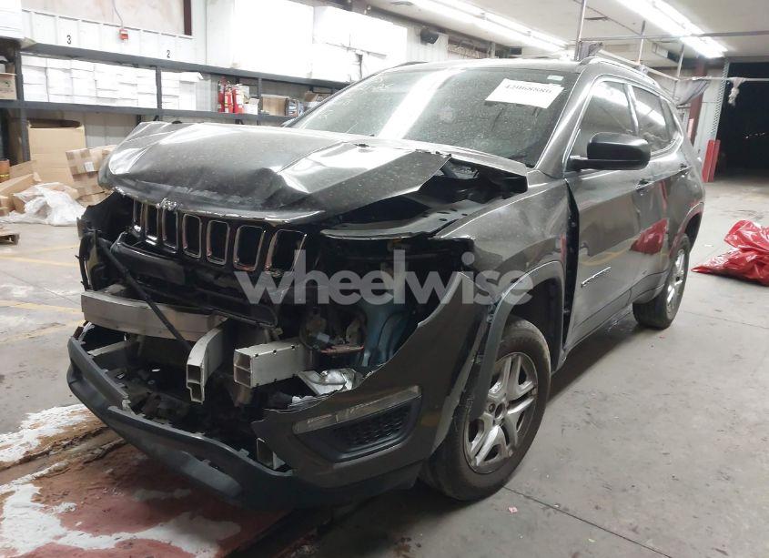 Photo 2 of 2020 Jeep Compass SPORT 4X4 (VIN 3C4NJDAB0LT145542)