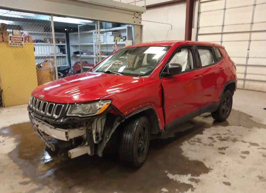 Photo 2 of 2018 Jeep Compass SPORT 4X4 (VIN 3C4NJDAB1JT399628)