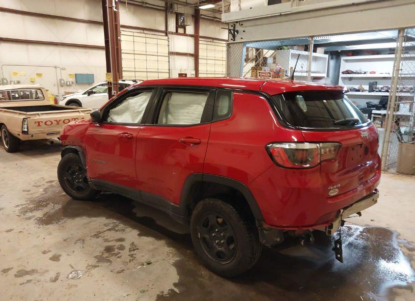 Photo 3 of 2018 Jeep Compass SPORT 4X4 (VIN 3C4NJDAB1JT399628)
