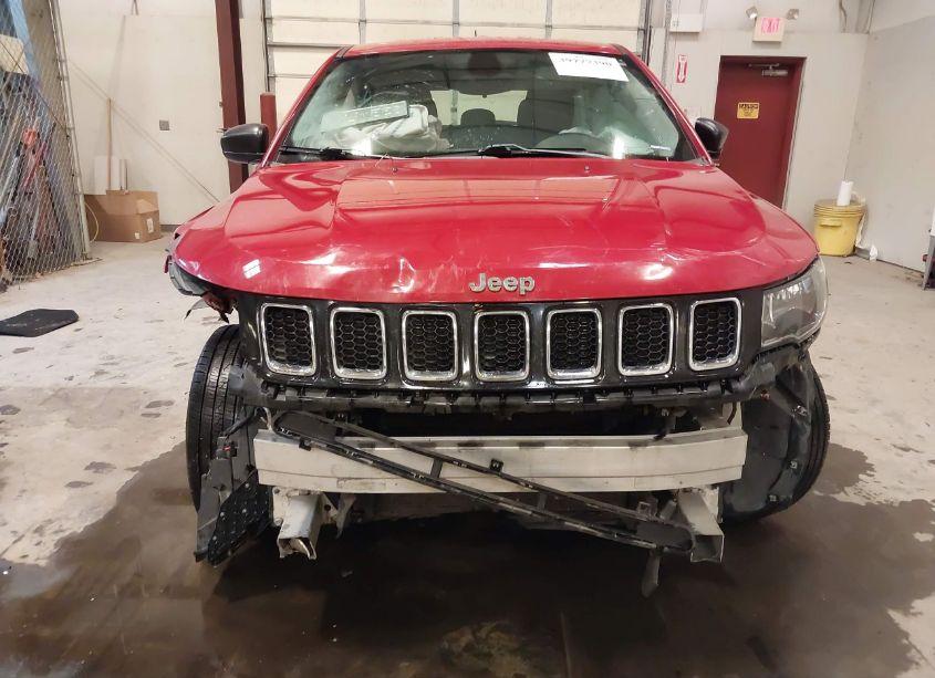 Photo 6 of 2018 Jeep Compass SPORT 4X4 (VIN 3C4NJDAB1JT399628)