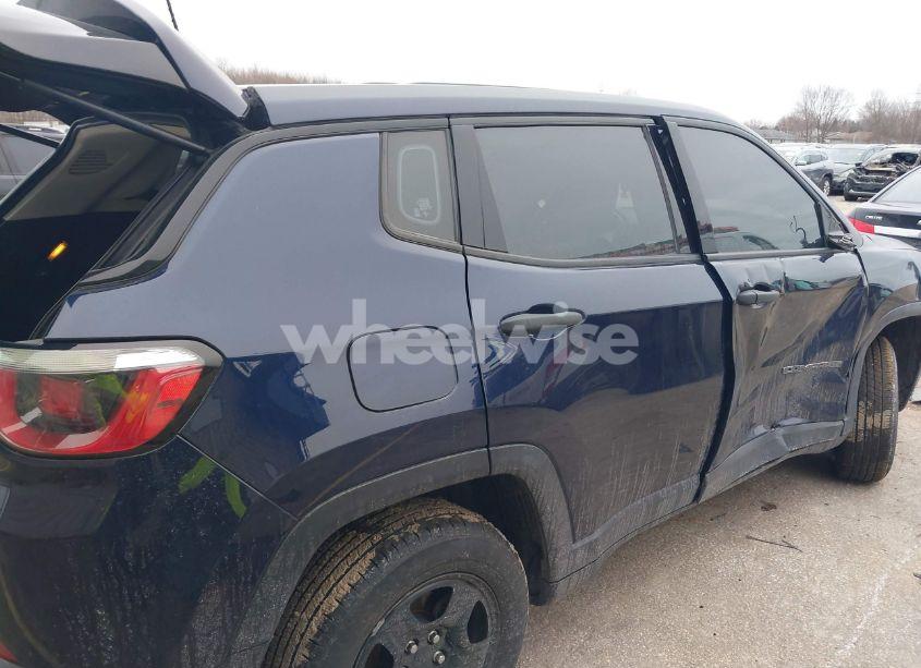 Photo 6 of 2018 Jeep Compass SPORT 4X4 (VIN 3C4NJDAB2JT126746)