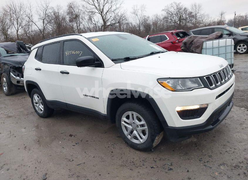 Photo 13 of 2018 Jeep Compass SPORT 4X4 (VIN 3C4NJDAB2JT146754)