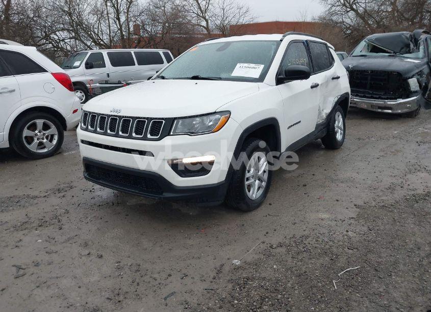 Photo 2 of 2018 Jeep Compass SPORT 4X4 (VIN 3C4NJDAB2JT146754)
