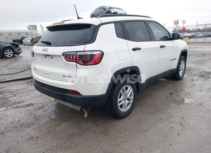 Photo 4 of 2018 Jeep Compass SPORT 4X4 (VIN 3C4NJDAB2JT146754)
