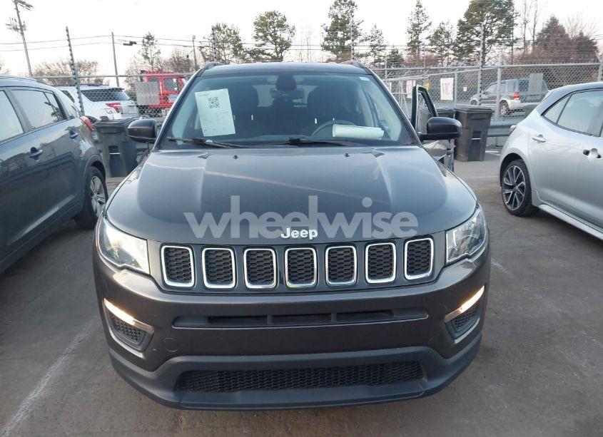 Photo 12 of 2018 Jeep Compass SPORT 4X4 (VIN 3C4NJDAB2JT232677)