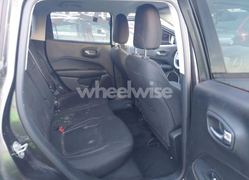 Photo 8 of 2018 Jeep Compass SPORT 4X4 (VIN 3C4NJDAB2JT232677)