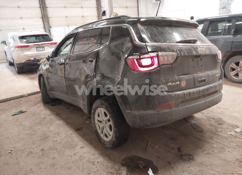 Photo 3 of 2021 Jeep Compass SPORT 4X4 (VIN 3C4NJDAB2MT584484)
