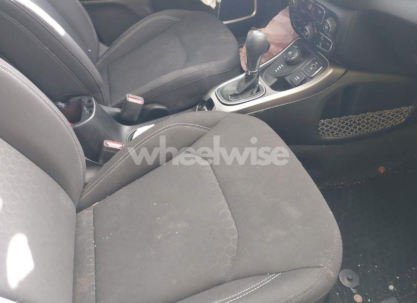 Photo 5 of 2021 Jeep Compass FREEDOM 4X4 (VIN 3C4NJDAB2MT591242)