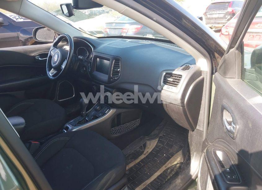 Photo 5 of 2021 Jeep Compass FREEDOM 4X4 (VIN 3C4NJDAB2MT591256)