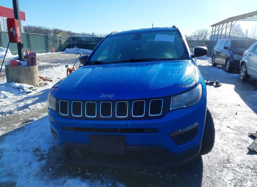 Photo 12 of 2018 Jeep Compass SPORT 4X4 (VIN 3C4NJDAB3JT440776)