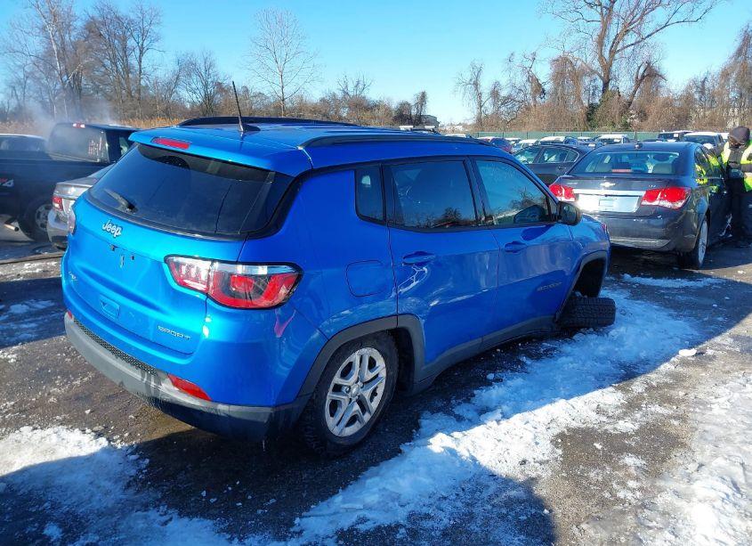 Photo 4 of 2018 Jeep Compass SPORT 4X4 (VIN 3C4NJDAB3JT440776)