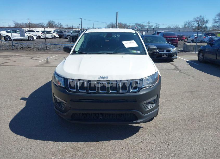 Photo 12 of 2018 Jeep Compass SPORT 4X4 (VIN 3C4NJDAB4JT339147)