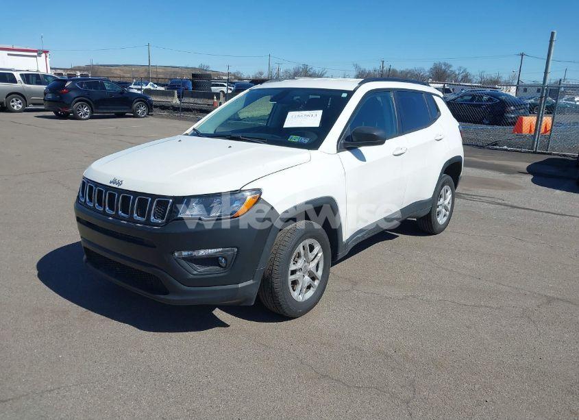 Photo 2 of 2018 Jeep Compass SPORT 4X4 (VIN 3C4NJDAB4JT339147)