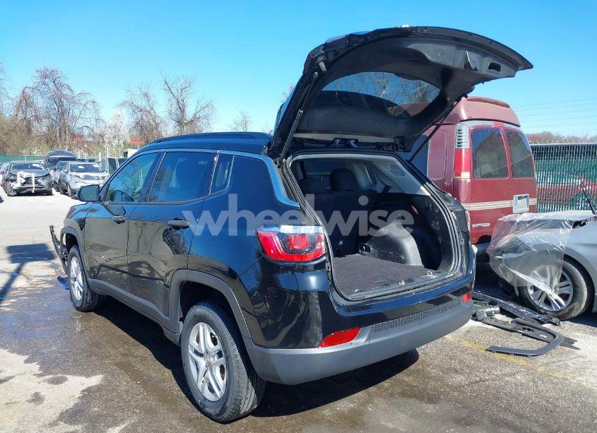 Photo 3 of 2019 Jeep Compass SPORT 4X4 (VIN 3C4NJDAB4KT702998)